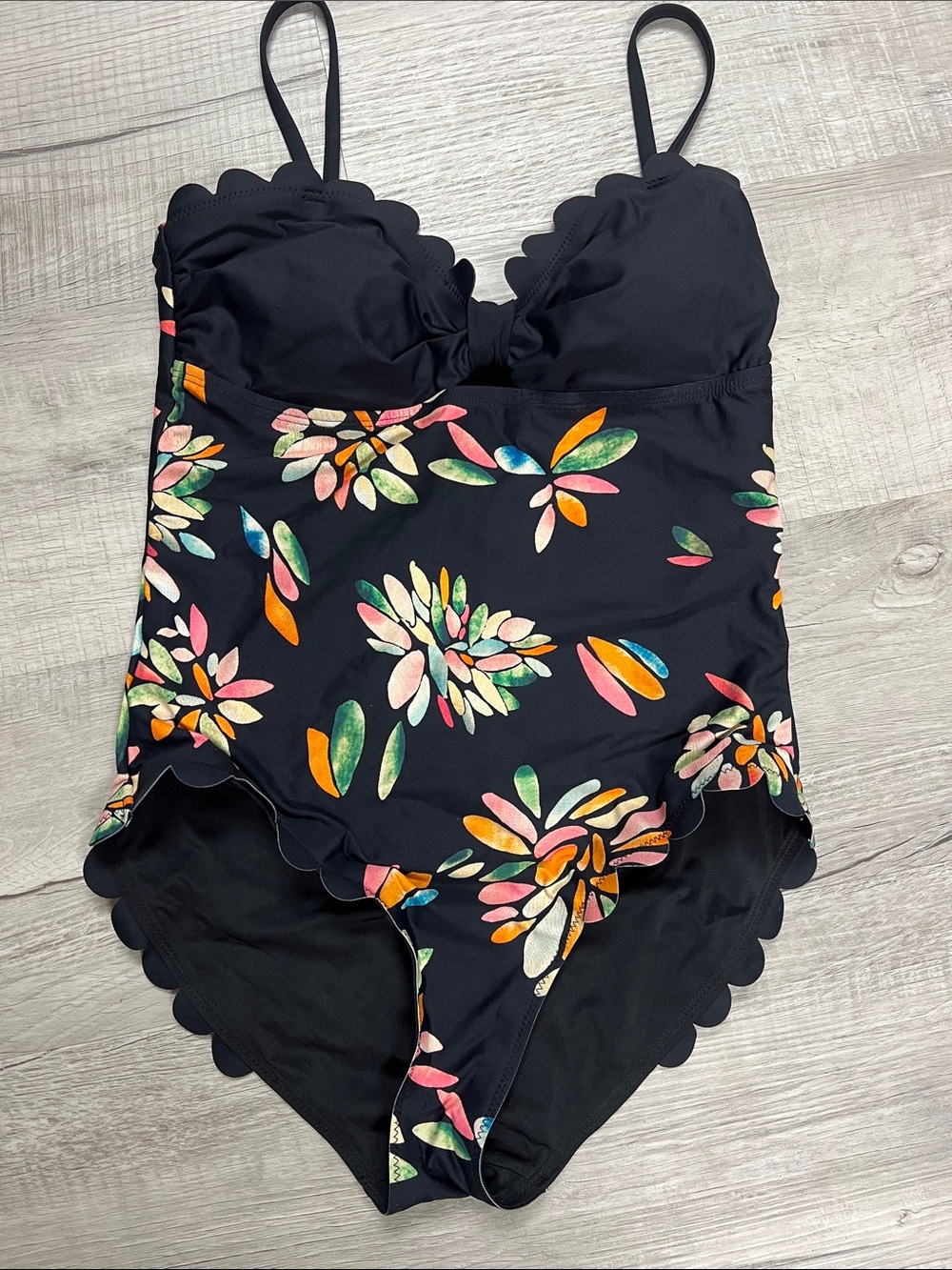 Retro Black Floral Scallop-Trim One-Piece Swimsuit Petite Small